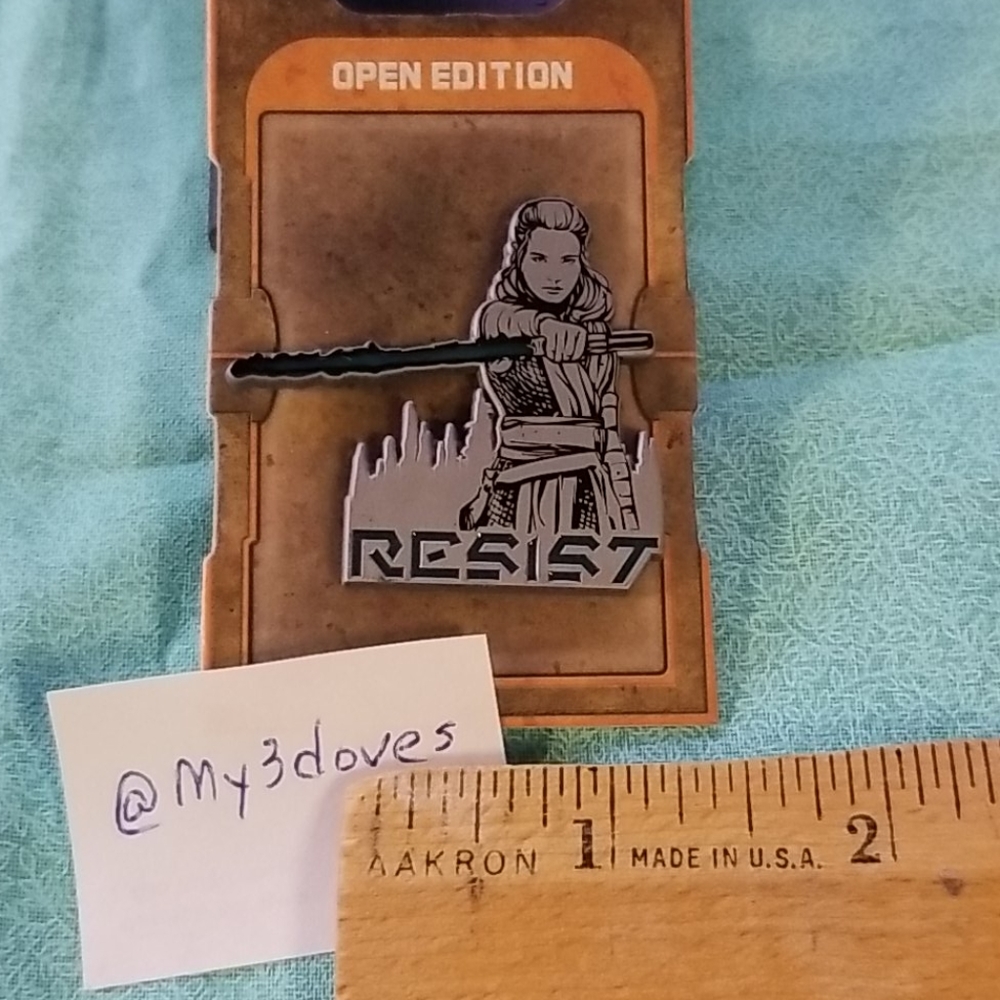 Disney parks Resist pin - Picture 3 of 4